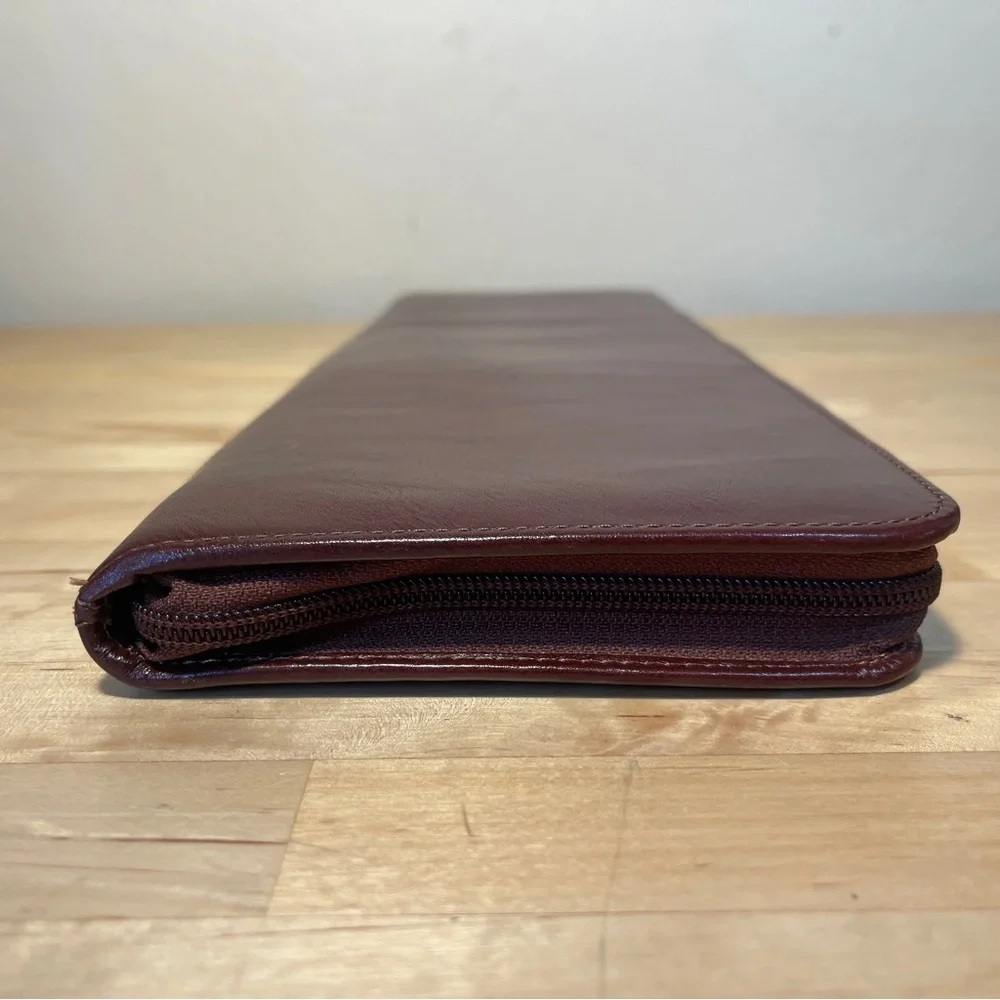 Red Envelope Tie Traveling Burgundy Leather Case